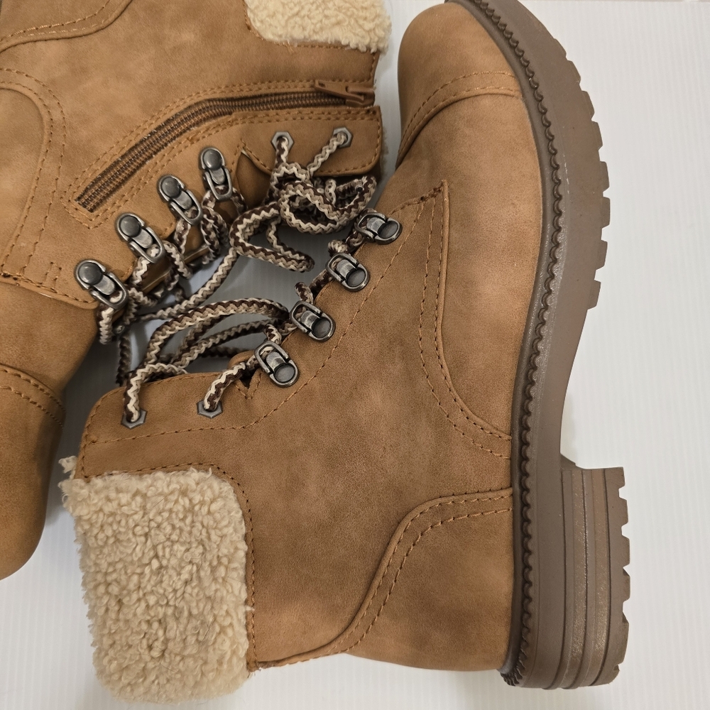 REPORT Camel Brown Combat Boot Faux Fur Detail Lace Up & Zipper Closure Size 9.5 - Picture 14 of 17